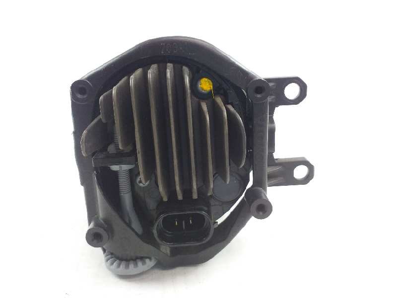 Recambio de faro antiniebla derecho para toyota c-hr ax1t(eu,m)/zyx10(h)/zyx10l-ahxgbw(3a) referencia OEM IAM E1313794R  