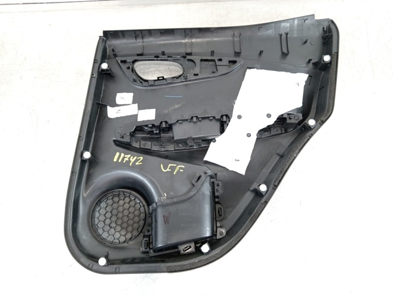 Recambio de guarnecido puerta trasera izquierda para nissan qashqai (j11) 360 referencia OEM IAM 829234EA1A  