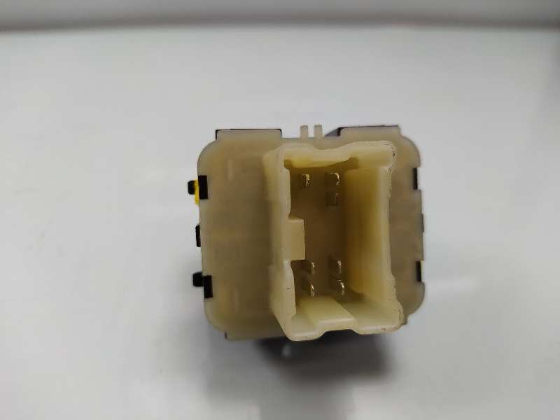 Recambio de mando elevalunas delantero izquierdo para renault clio iv business referencia OEM IAM 254118044R  