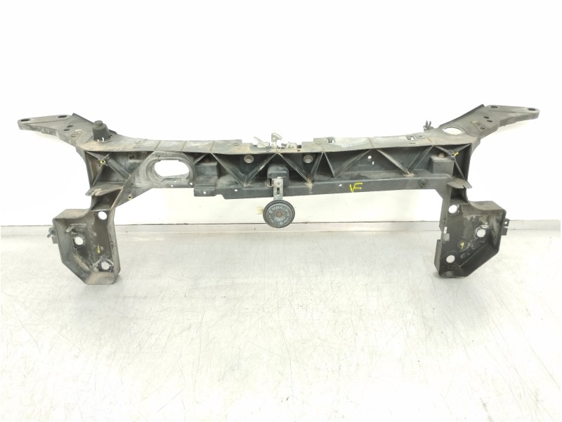 Recambio de panel frontal para renault clio iii 1.5 dci diesel referencia OEM IAM 8200290143  