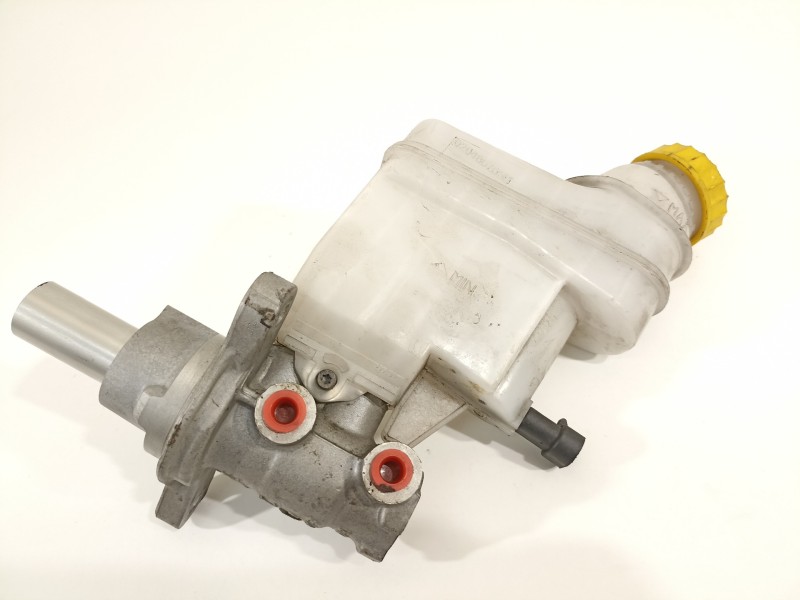 Recambio de bomba freno para jeep renegade deserthawk 4wd referencia OEM IAM 77367149 17505535761 77367151