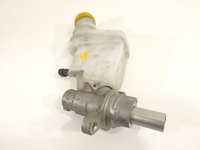 Recambio de bomba freno para jeep renegade deserthawk 4wd referencia OEM IAM 77367149 17505535761 77367151