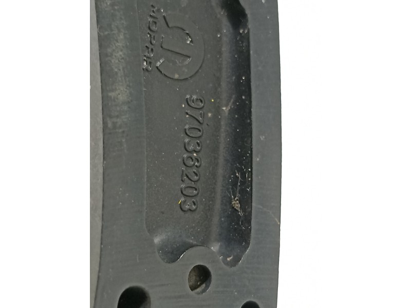 Recambio de brazo limpia delantero derecho para jeep renegade deserthawk 4wd referencia OEM IAM 51953963 6000633366 