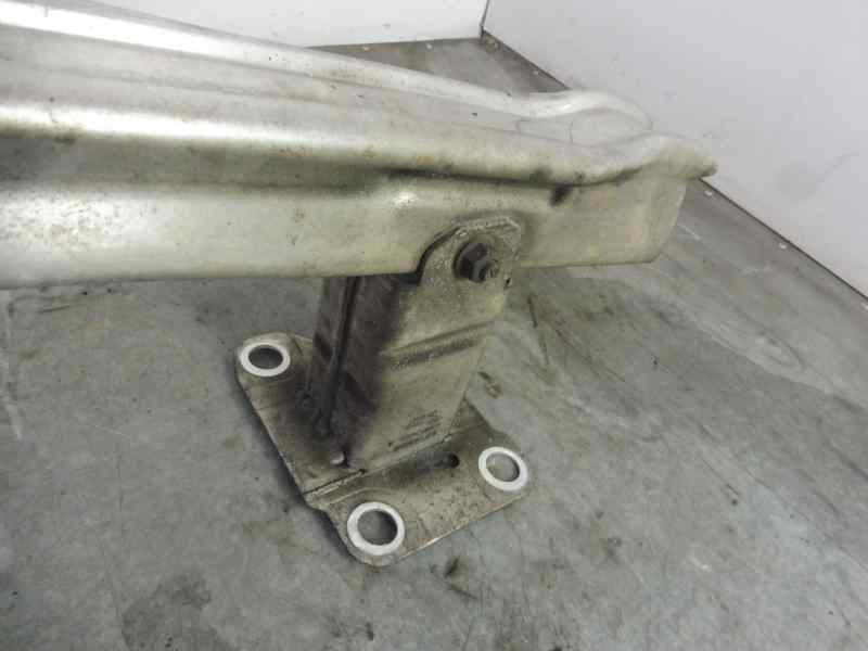 Recambio de refuerzo paragolpes delantero para renault scenic ii dynamique referencia OEM IAM   