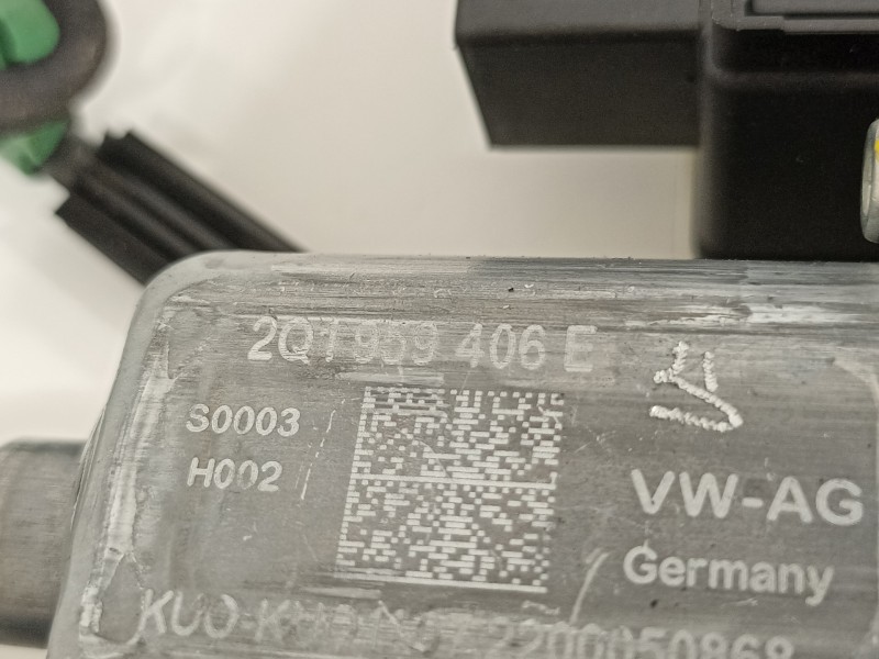 Recambio de elevalunas delantero derecho para seat ibiza (kj1) reference referencia OEM IAM 6F0837462C 2Q1959406E 0130822064