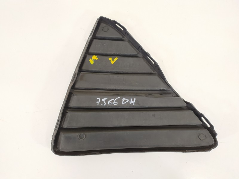 Recambio de rejilla paragolpes derecha para ford focus lim. (cb8) urban referencia OEM IAM BM5117K946A  
