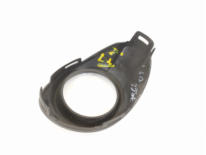 Recambio de rejilla paragolpes derecha para ford focus lim. (cb8) urban referencia OEM IAM BM5119952A  