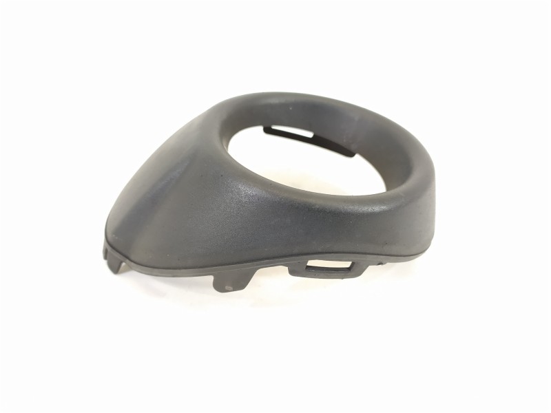 Recambio de rejilla paragolpes derecha para ford focus lim. (cb8) urban referencia OEM IAM BM5119952A  