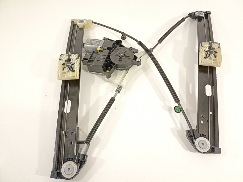 Recambio de elevalunas delantero izquierdo para seat ibiza (kj1) reference referencia OEM IAM 6F0837461C 2Q1959881 0130822065