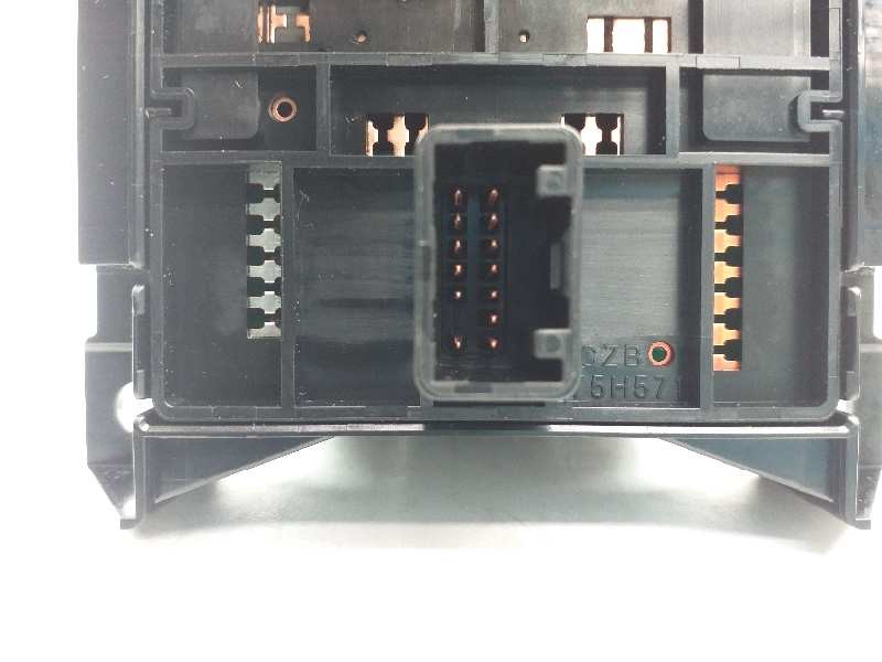 Recambio de mando multifuncion para toyota c-hr ax1t(eu,m)/zyx10(h)/zyx10l-ahxgbw(3a) referencia OEM IAM   