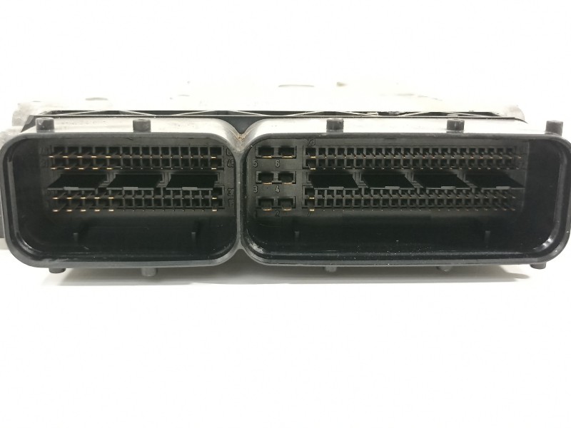 Recambio de centralita motor uce para audi a3 (8p) 1.9 tdi ambiente referencia OEM IAM 03G906021LS 0281013297 