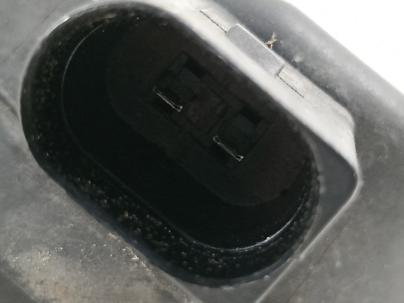 Recambio de faro antiniebla derecho para audi a3 (8p) 1.9 tdi ambiente referencia OEM IAM 8P0941700A  