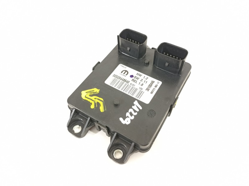 Recambio de modulo electronico para jeep renegade deserthawk 4wd referencia OEM IAM 52044864 520448640 