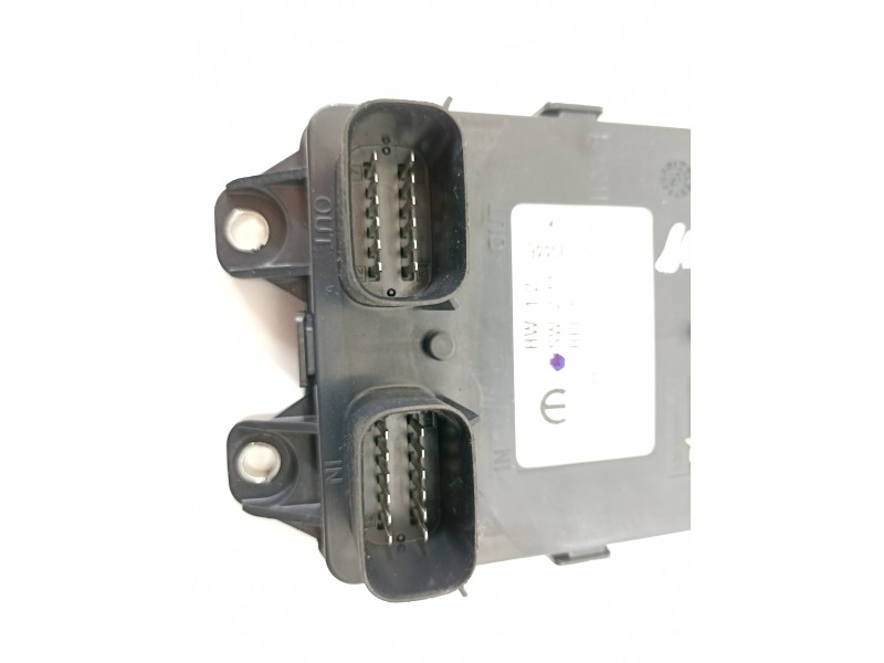 Recambio de modulo electronico para jeep renegade deserthawk 4wd referencia OEM IAM 52044864 520448640 