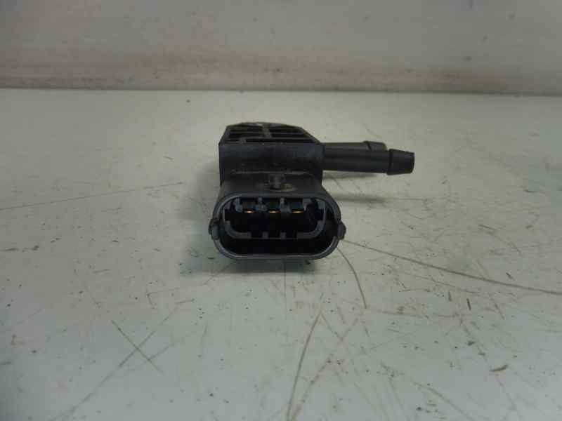 Recambio de valvula aire adicional para opel combo d kasten l2h1 2,4t referencia OEM IAM 0281006287  