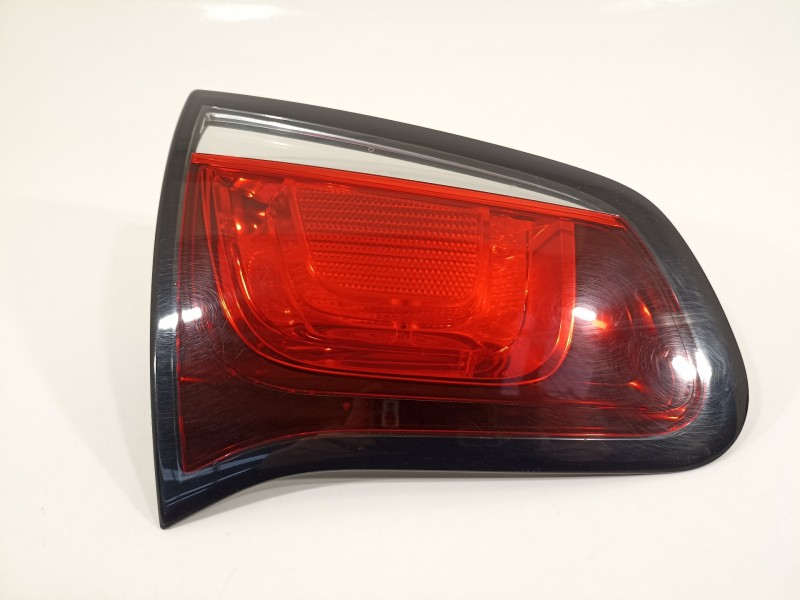 Recambio de piloto trasero izquierdo para citroën c3 attraction referencia OEM IAM 9803934380  