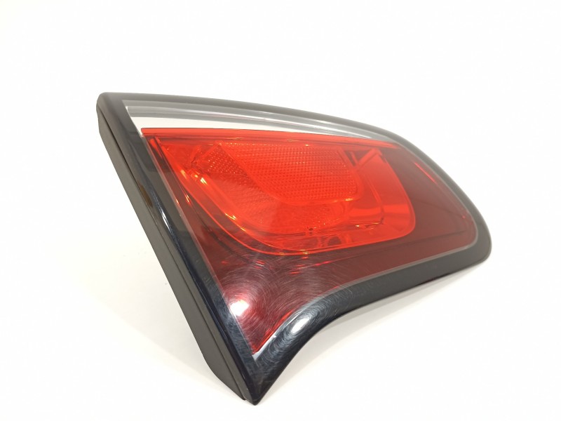 Recambio de piloto trasero izquierdo para citroën c3 attraction referencia OEM IAM 9803934380  