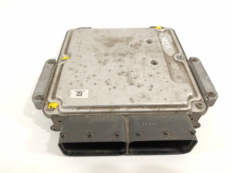 Recambio de centralita motor uce para jeep renegade deserthawk 4wd referencia OEM IAM 55265162 0281031204 