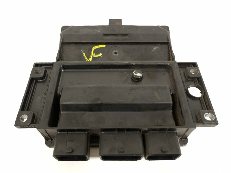 Recambio de centralita motor uce para dacia logan express ambiance referencia OEM IAM 8200911568 8200785530 