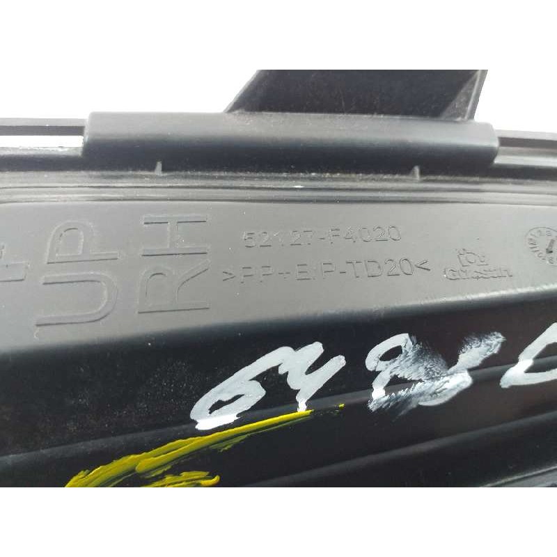 Recambio de rejilla paragolpes derecha para toyota c-hr ax1t(eu,m)/zyx10(h)/zyx10l-ahxgbw(3a) referencia OEM IAM 52127F4020  