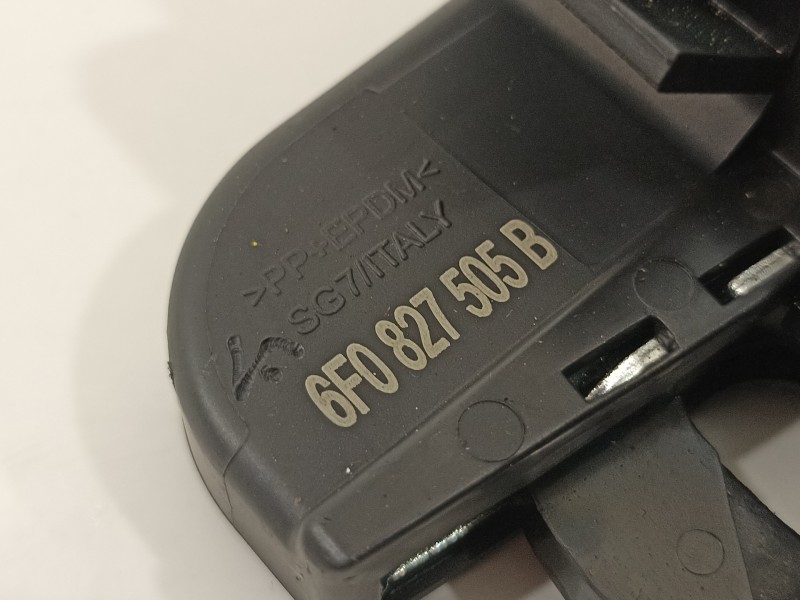 Recambio de cerradura maletero / porton para seat ibiza (kj1) reference referencia OEM IAM 6F0827505B  