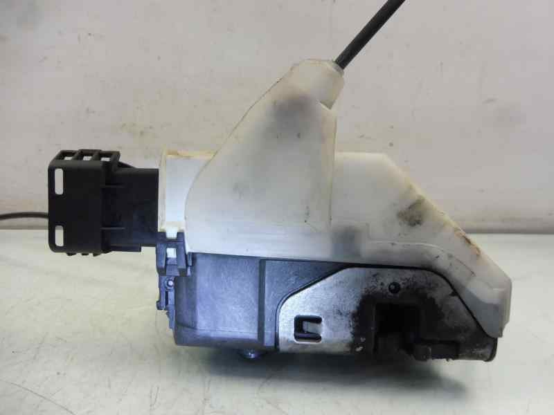 Recambio de cerradura puerta delantera derecha para citroën c3 lx referencia OEM IAM 732308  