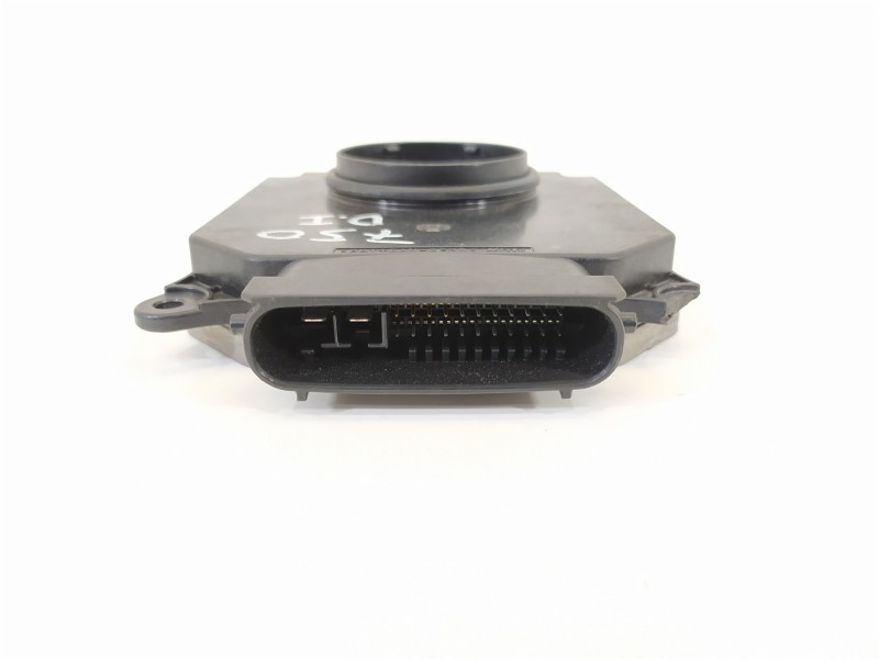 Recambio de centralita faros xenon para lexus nx 300h 4wd referencia OEM IAM 8990778020 3190070449 