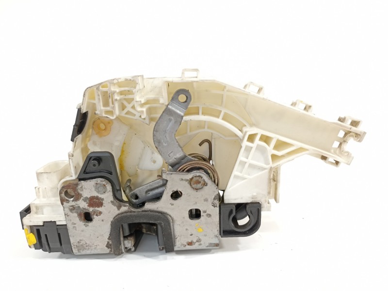 Recambio de cerradura puerta delantera izquierda para jeep renegade deserthawk 4wd referencia OEM IAM 52071195 40116025 52104485