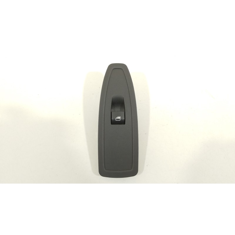 Recambio de mando elevalunas delantero derecho para bmw serie x1 (f48) xdrive20d sport line referencia OEM IAM 920810702  