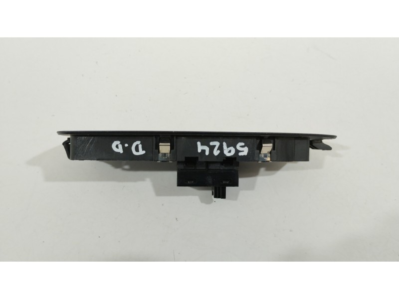 Recambio de mando elevalunas delantero derecho para bmw serie x1 (f48) xdrive20d sport line referencia OEM IAM 920810702  