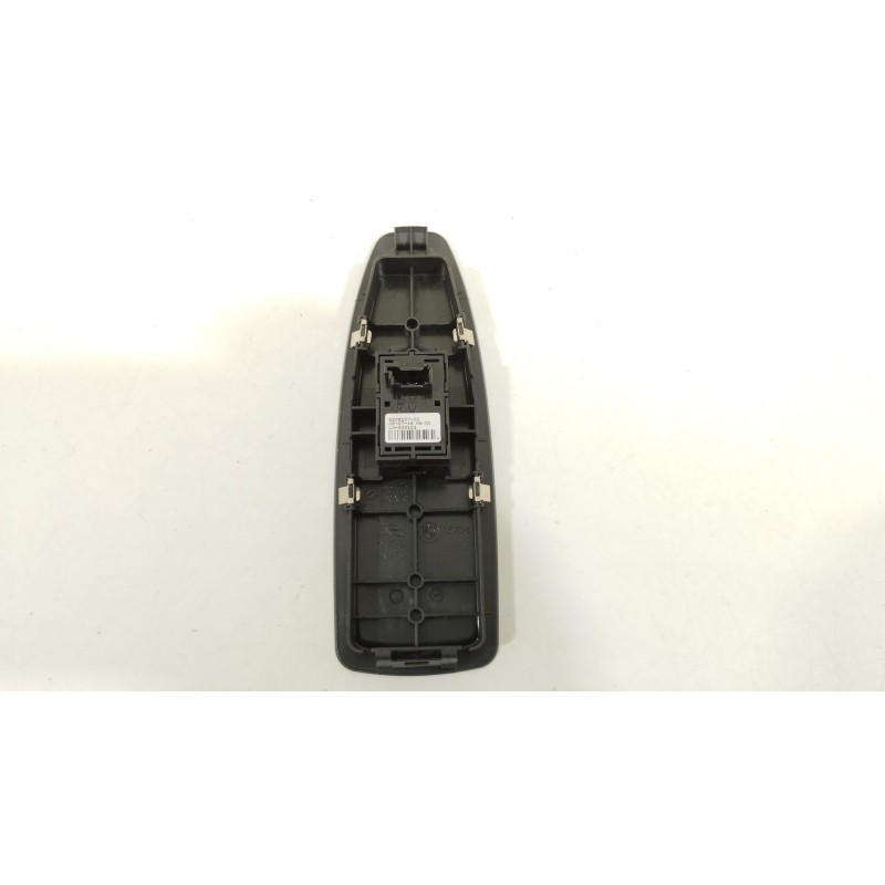 Recambio de mando elevalunas delantero derecho para bmw serie x1 (f48) xdrive20d sport line referencia OEM IAM 920810702  