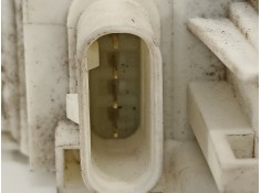 Recambio de cerradura puerta trasera izquierda para jeep renegade deserthawk 4wd referencia OEM IAM 52071197 40136025 52139904 2