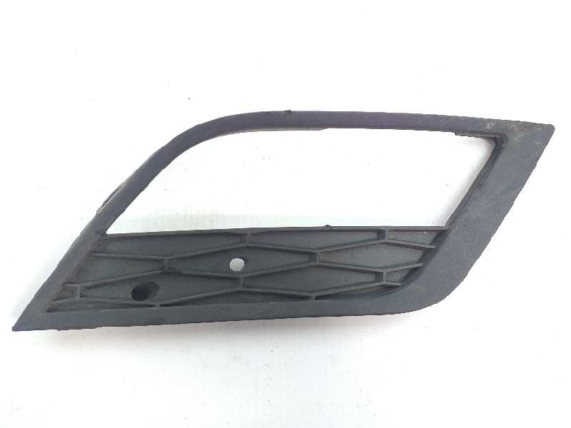 Recambio de rejilla paragolpes derecha para seat leon (5f1) reference plus referencia OEM IAM   
