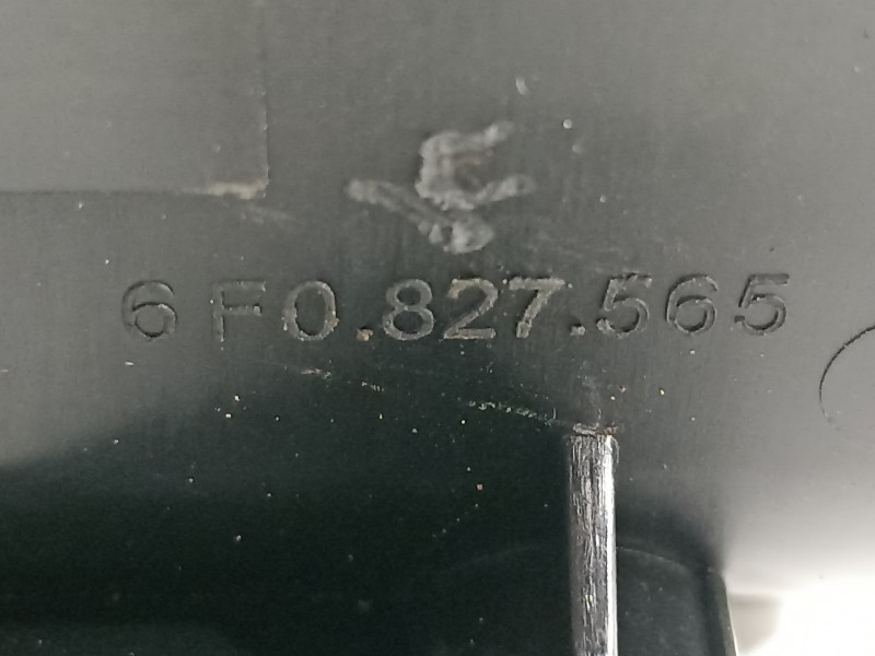 Recambio de maneta exterior porton para seat ibiza (kj1) reference referencia OEM IAM 6F0827565  