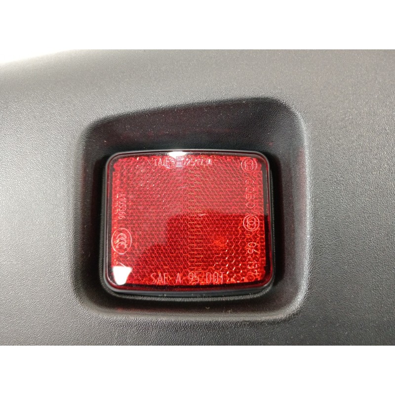 Recambio de moldura para citroën jumper kombi 30 l1h1 blue-hdi 140 referencia OEM IAM 1681319680 1305762070 1317433070