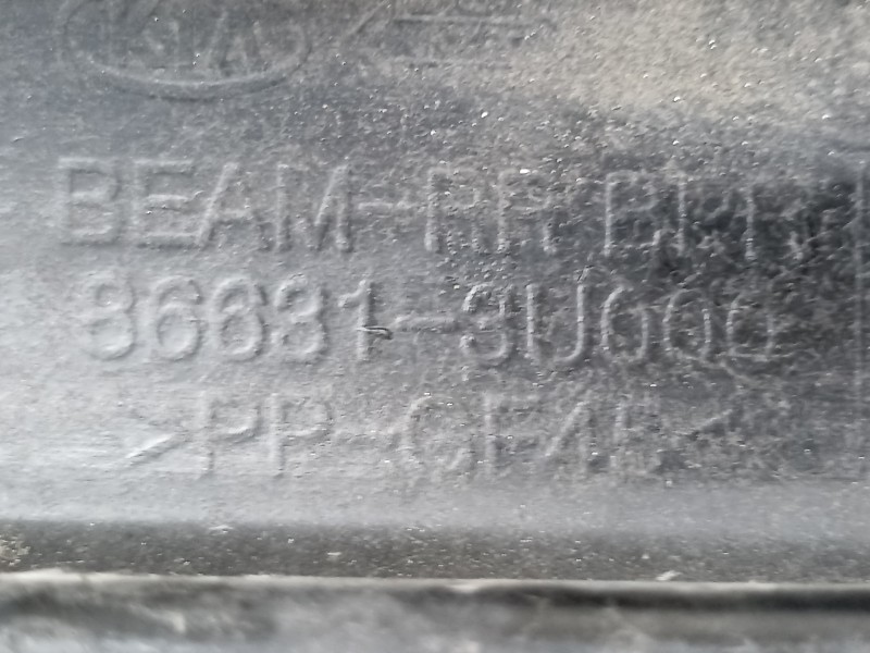 Recambio de refuerzo paragolpes trasero para kia sportage concept 4x2 referencia OEM IAM 866313U000  