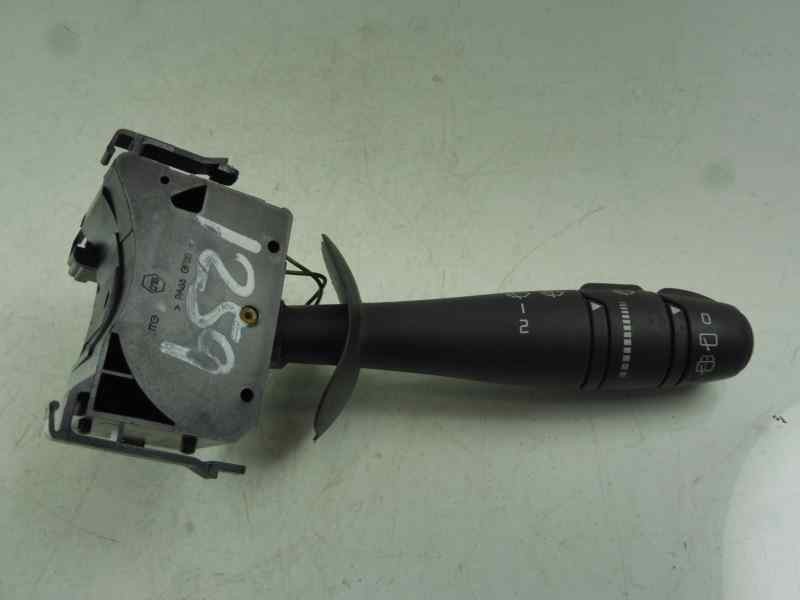 Recambio de mando limpia para renault twingo authentique referencia OEM IAM 8200856012  