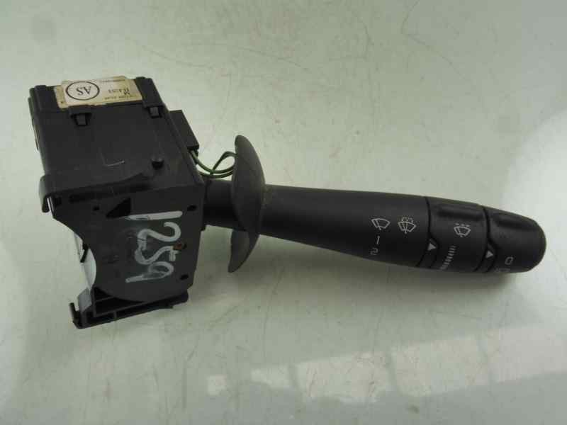 Recambio de mando limpia para renault twingo authentique referencia OEM IAM 8200856012  