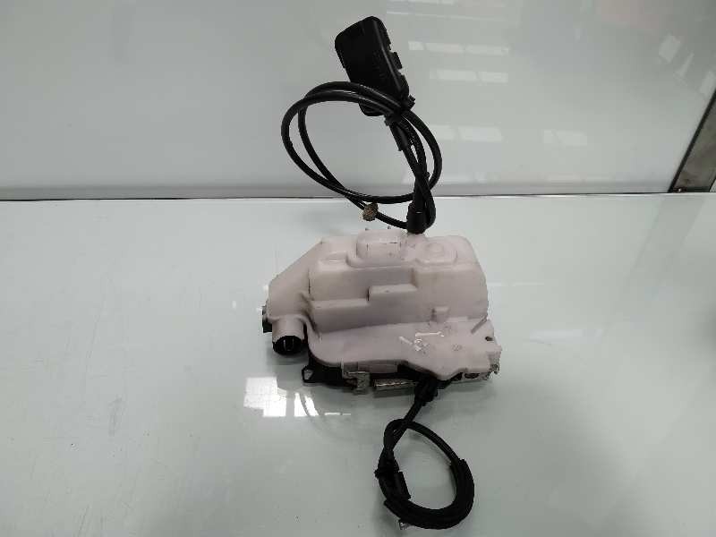 Recambio de cerradura puerta delantera derecha para renault twingo authentique referencia OEM IAM   