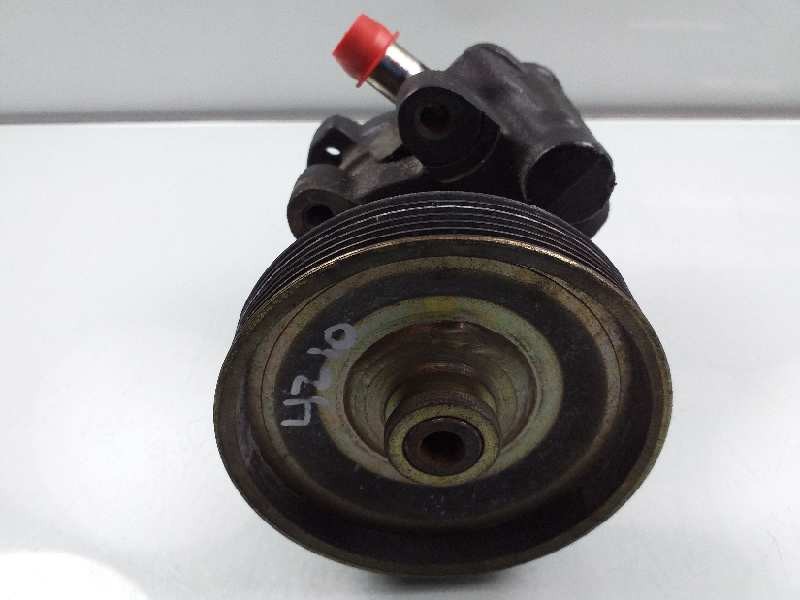 Recambio de bomba direccion para renault 19 hatchback (b/c53) 1.8 cat referencia OEM IAM 7846075  