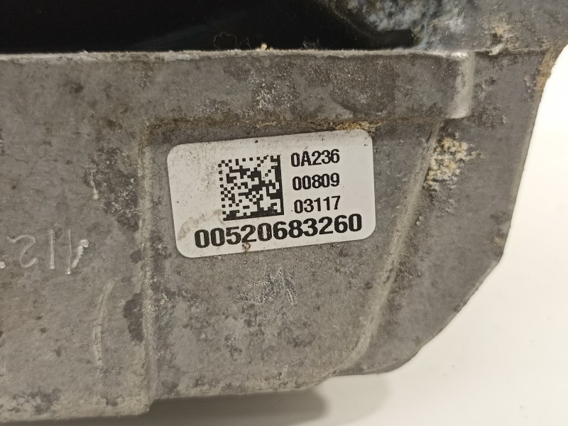 Recambio de soporte motor para jeep renegade deserthawk 4wd referencia OEM IAM 520683260 A2360080903117 