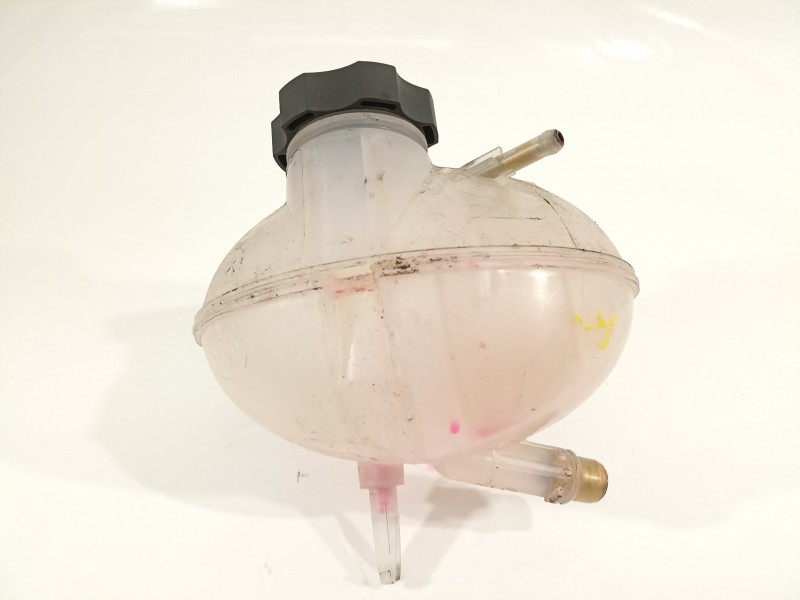 Recambio de deposito expansion para jeep renegade deserthawk 4wd referencia OEM IAM 52052767  