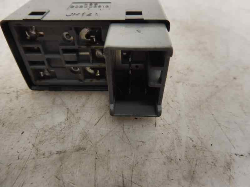 Recambio de mando elevalunas delantero derecho para chevrolet spark basis + referencia OEM IAM 202008913  