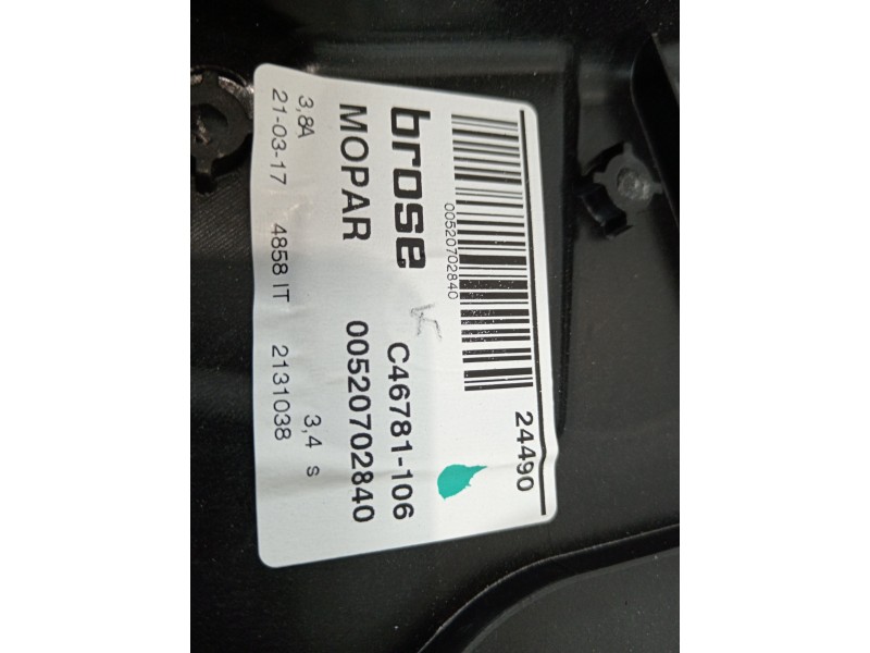 Recambio de elevalunas delantero izquierdo para jeep renegade deserthawk 4wd referencia OEM IAM C46781 00520702840 C44132