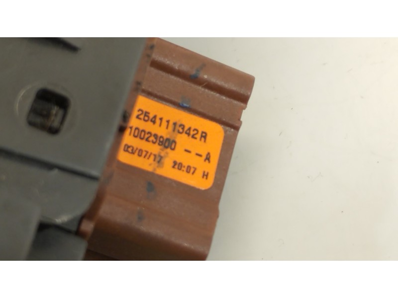 Recambio de mando elevalunas delantero izquierdo para dacia lodgy laureate referencia OEM IAM 254117873R 254111342R 254292575R