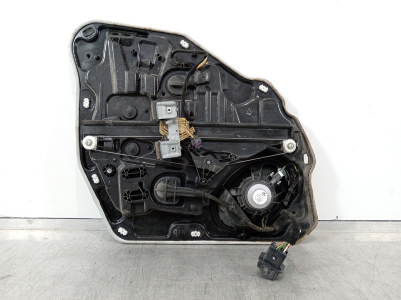 Recambio de elevalunas trasero izquierdo para jeep renegade deserthawk 4wd referencia OEM IAM C46793  