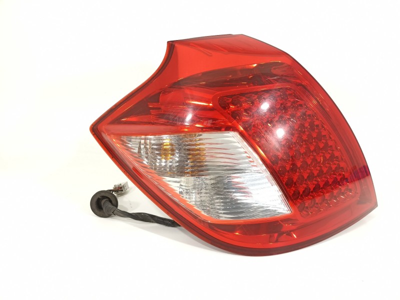 Recambio de piloto trasero izquierdo para kia cee´d 1.6 crdi cat referencia OEM IAM 924011H050  