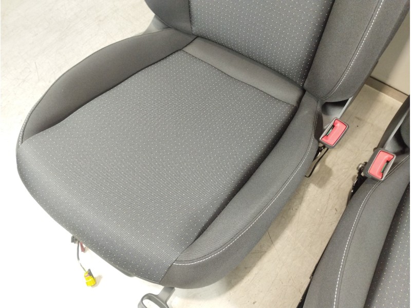Recambio de juego asientos completo para seat ibiza (kj1) reference referencia OEM IAM 2Q4881105  