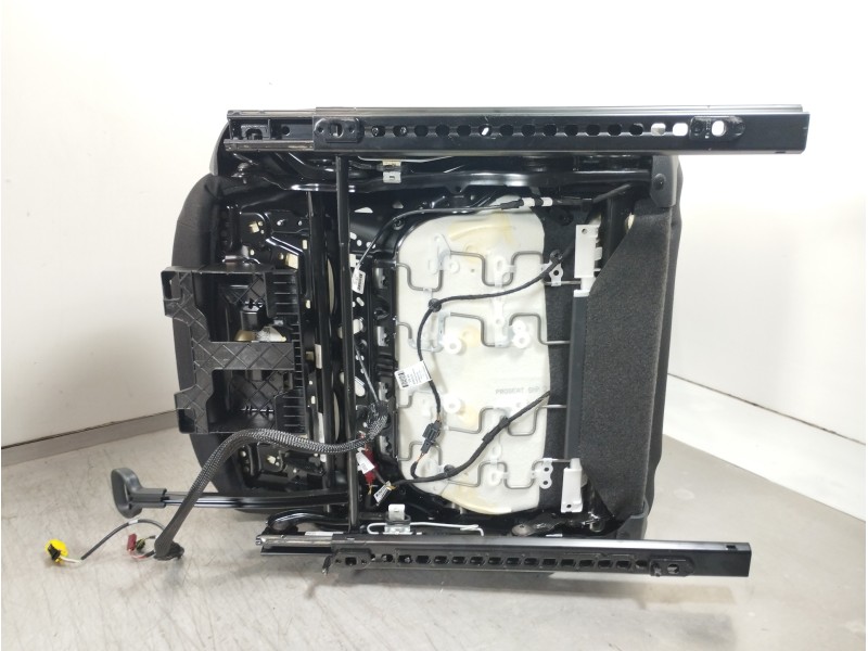 Recambio de juego asientos completo para seat ibiza (kj1) reference referencia OEM IAM 2Q4881105  