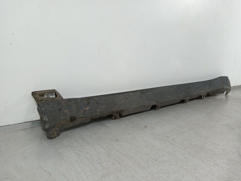 Recambio de faldon lateral para jeep renegade deserthawk 4wd referencia OEM IAM 7356586720  